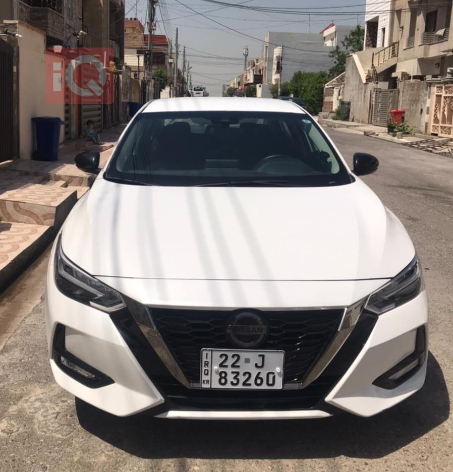 نیسان سێنترا